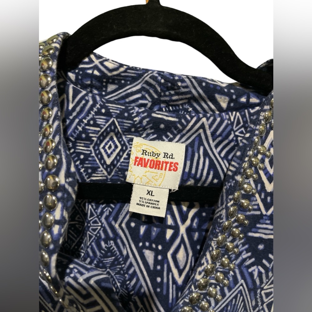 Ruby Rd. Jeweled Neck Geometric Pattern Top Size … - image 2